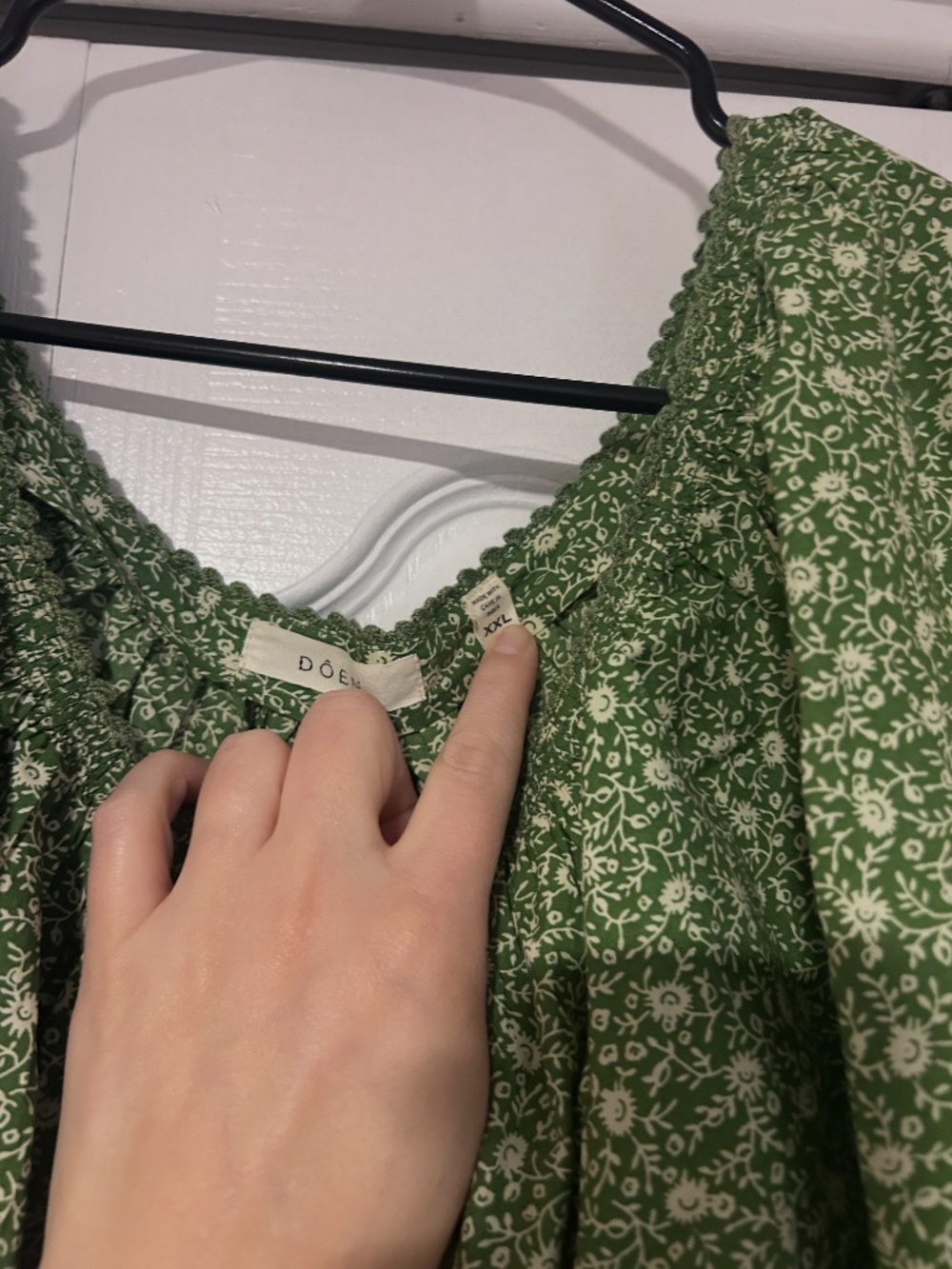 Doen Green Floral Peasant Blouse - Picture 4 of 5